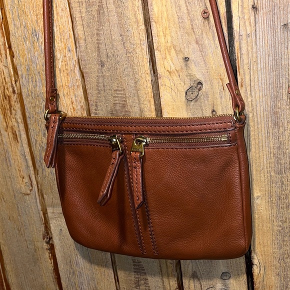 Fossil Brown Leather Shoulder Bag - Picture 4 of 7